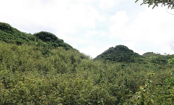 Gambar Gratis Gunung Kendeng di Pegunungan Selatan Pulau 